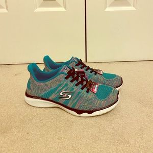 Sketchers Lite-Weight Sneakers